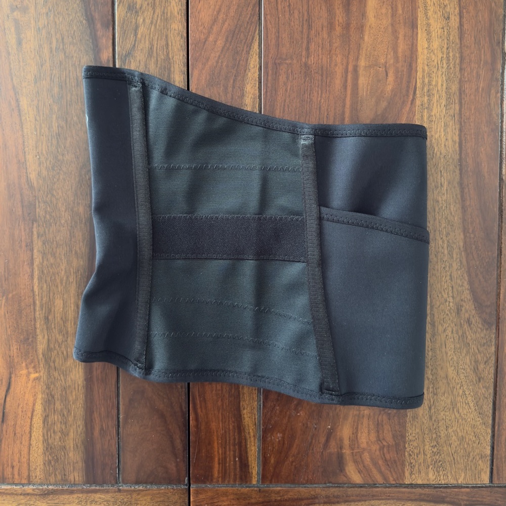 Luxe Petite Black Postpartum Belly Wrap Sz XS - Picture 5 of 6